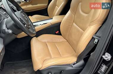 Внедорожник / Кроссовер Volvo XC90 2015 в 