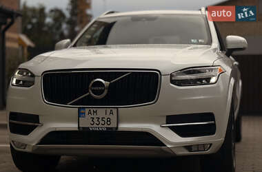 Позашляховик / Кросовер Volvo XC90 2019 в 
