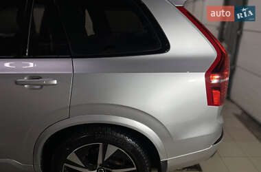Позашляховик / Кросовер Volvo XC90 2020 в 
