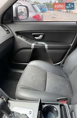 Внедорожник / Кроссовер Volvo XC90 2011 в 