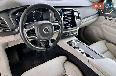 Позашляховик / Кросовер Volvo XC90 2020 в 