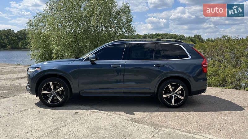 Внедорожник / Кроссовер Volvo XC90 2017 в Киеве
