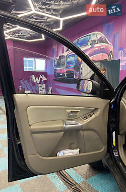 Внедорожник / Кроссовер Volvo XC90 2005 в 