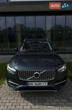 Внедорожник / Кроссовер Volvo XC90 2017 в 