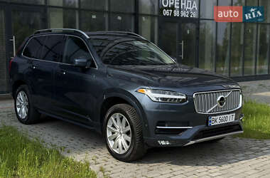 Внедорожник / Кроссовер Volvo XC90 2017 в 