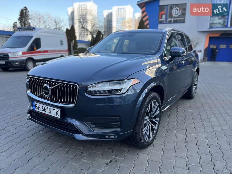 Volvo XC90 2021