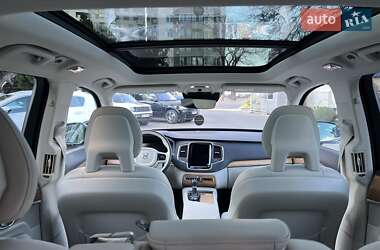 Внедорожник / Кроссовер Volvo XC90 2021 в 