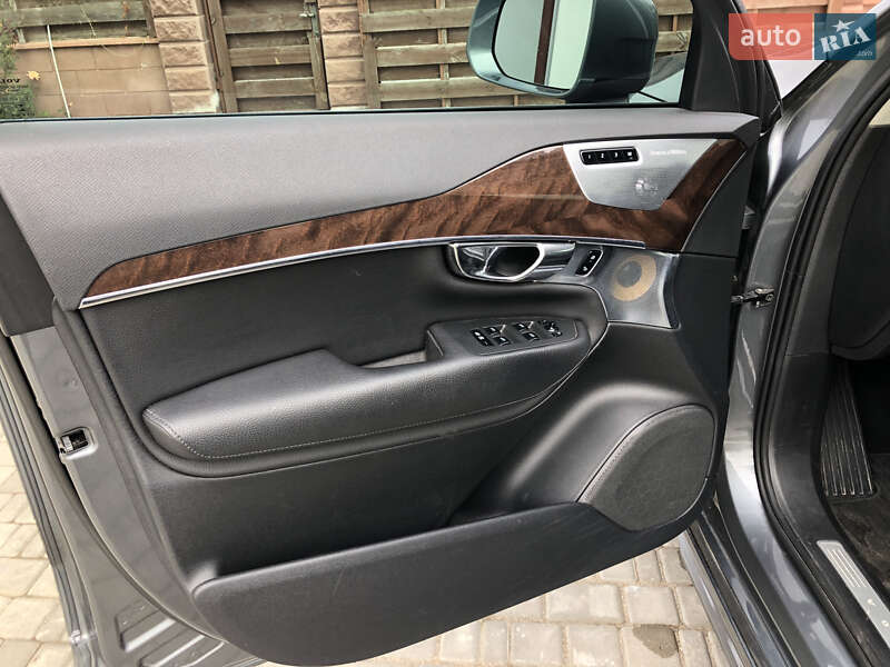 Внедорожник / Кроссовер Volvo XC90 2016 в Луцке
