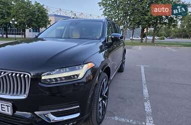 Внедорожник / Кроссовер Volvo XC90 2022 в 