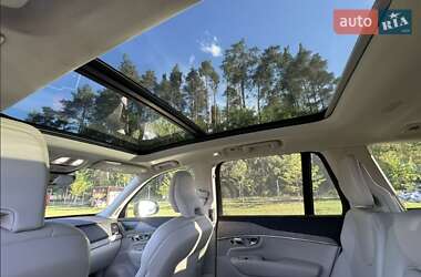 Внедорожник / Кроссовер Volvo XC90 2022 в 