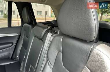 Внедорожник / Кроссовер Volvo XC90 2019 в 