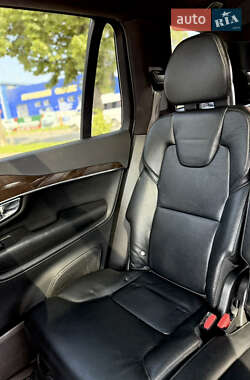 Внедорожник / Кроссовер Volvo XC90 2015 в 