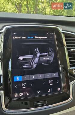 Внедорожник / Кроссовер Volvo XC90 2022 в 