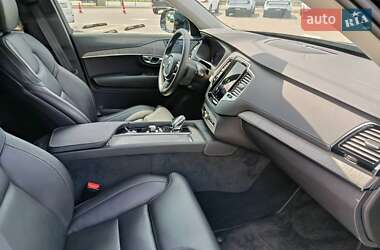 Внедорожник / Кроссовер Volvo XC90 2024 в 