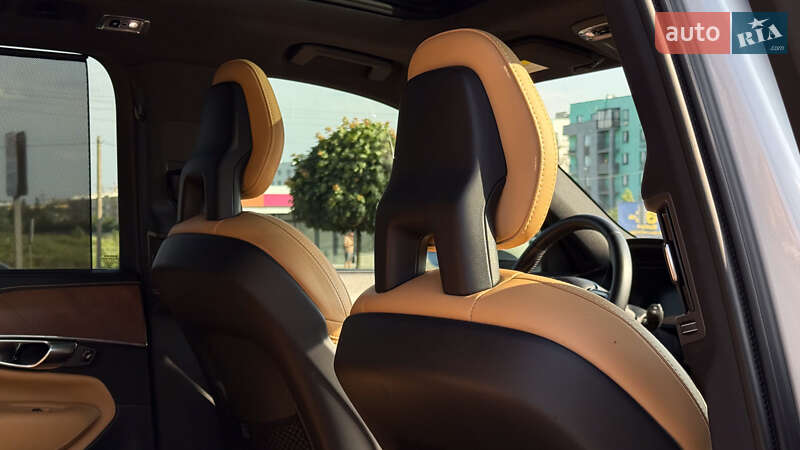 Внедорожник / Кроссовер Volvo XC90 2017 в Киеве