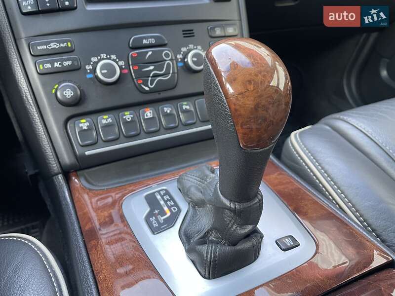 Позашляховик / Кросовер Volvo XC90 2014 в Вінниці