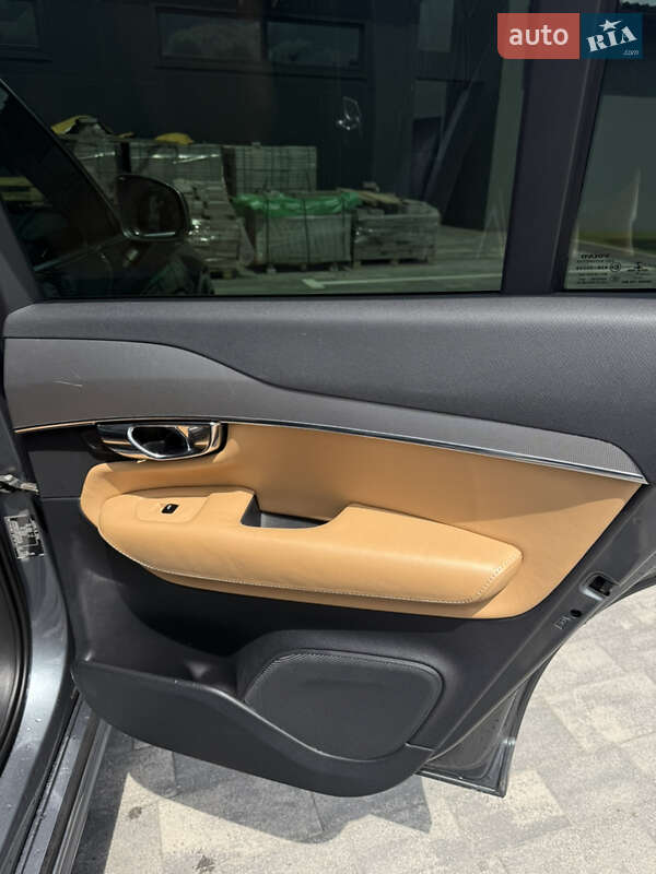 Позашляховик / Кросовер Volvo XC90 2016 в Луцьку фото 5 Позашляховик / Кросовер Volvo XC90 2016 в Луцьку