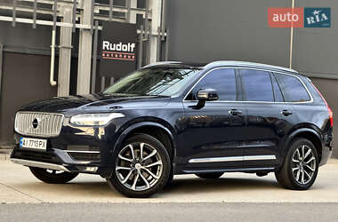Внедорожник / Кроссовер Volvo XC90 2016 в 