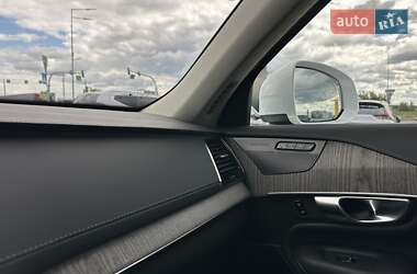 Позашляховик / Кросовер Volvo XC90 2023 в 