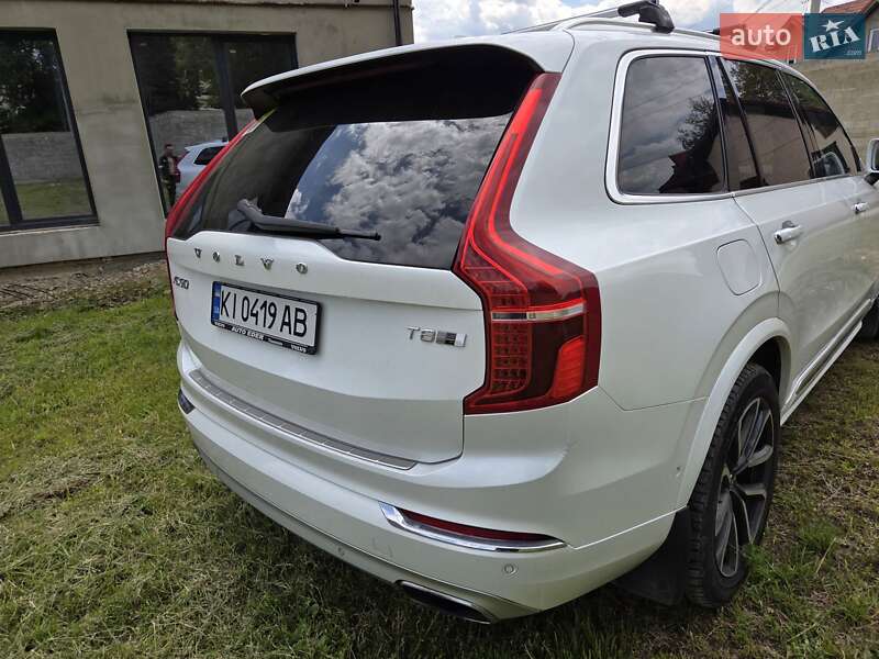 Внедорожник / Кроссовер Volvo XC90 2016 в Ирпене