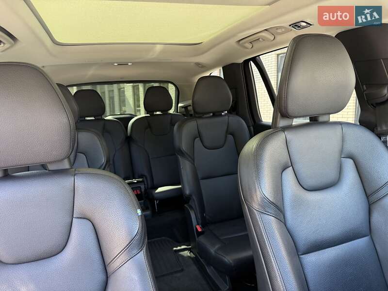 Внедорожник / Кроссовер Volvo XC90 2021 в Киеве
