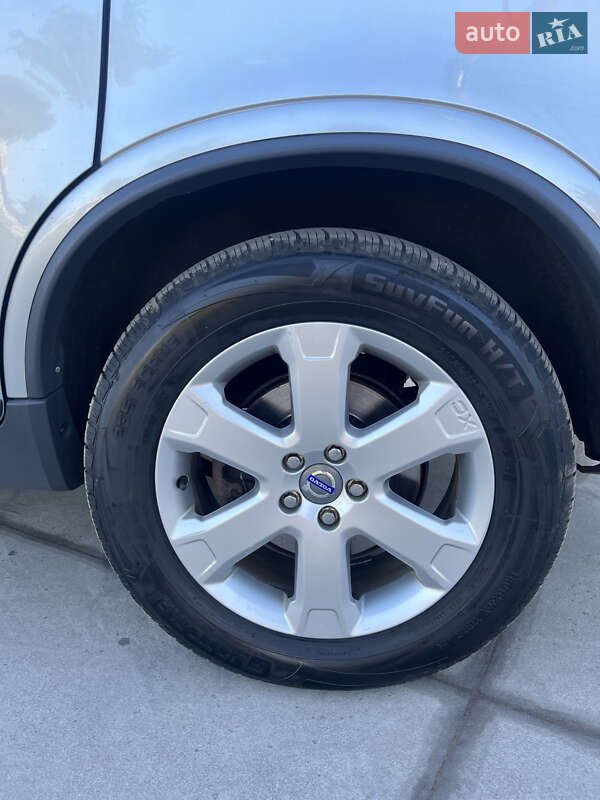Внедорожник / Кроссовер Volvo XC90 2011 в Иршаве