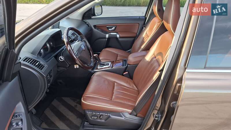 Внедорожник / Кроссовер Volvo XC90 2013 в Чопе