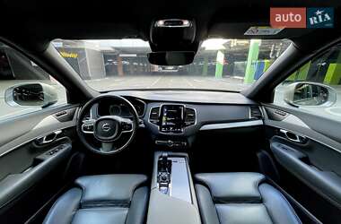 Внедорожник / Кроссовер Volvo XC90 2020 в 