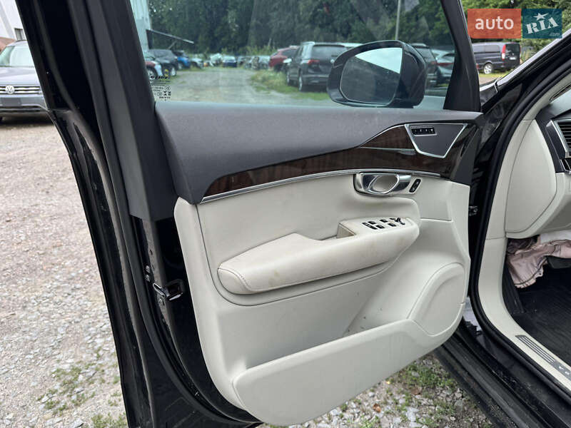 Позашляховик / Кросовер Volvo XC90 2019 в Рівному
