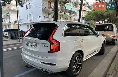 Внедорожник / Кроссовер Volvo XC90 2017 в 