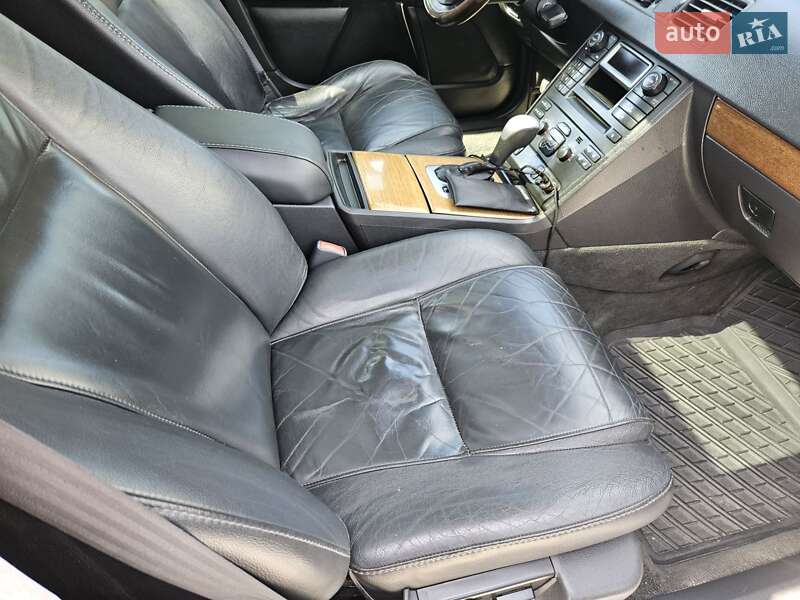 Внедорожник / Кроссовер Volvo XC90 2003 в Львове