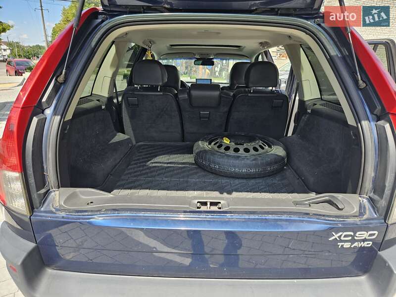 Внедорожник / Кроссовер Volvo XC90 2003 в Львове