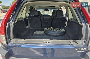 Внедорожник / Кроссовер Volvo XC90 2003 в 