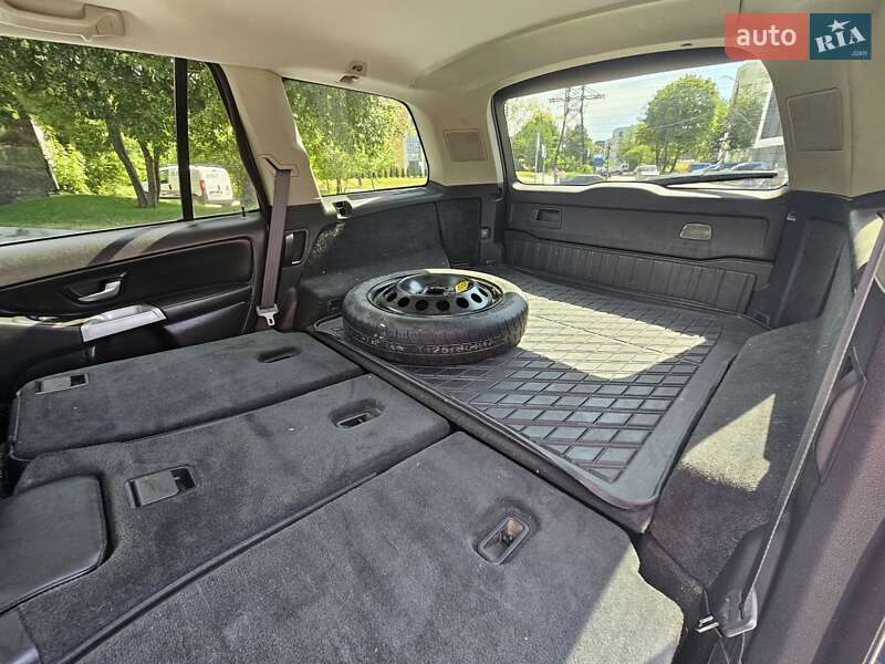 Внедорожник / Кроссовер Volvo XC90 2003 в Львове