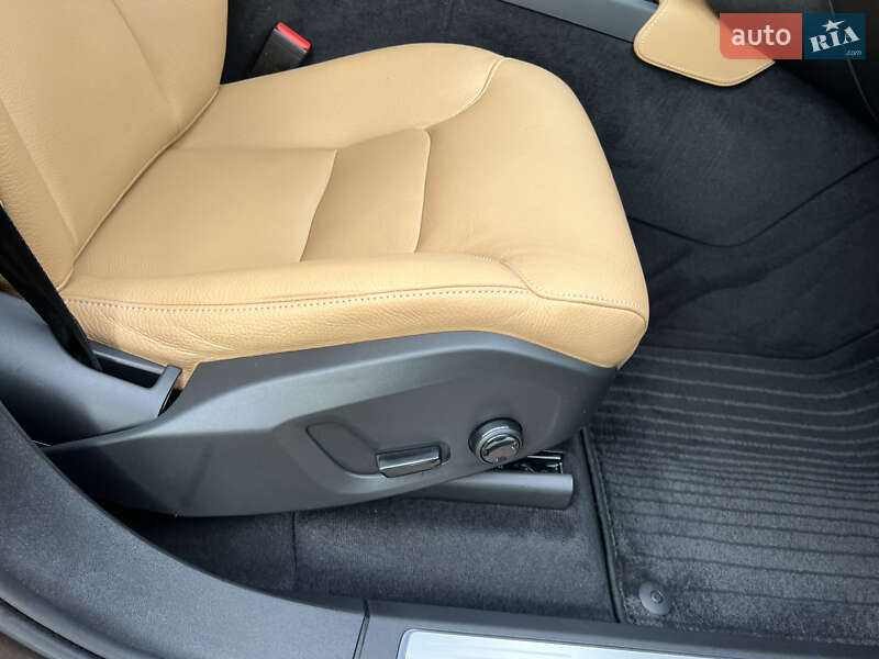 Внедорожник / Кроссовер Volvo XC90 2017 в Киеве
