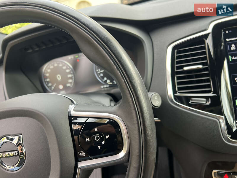 Внедорожник / Кроссовер Volvo XC90 2017 в Киеве
