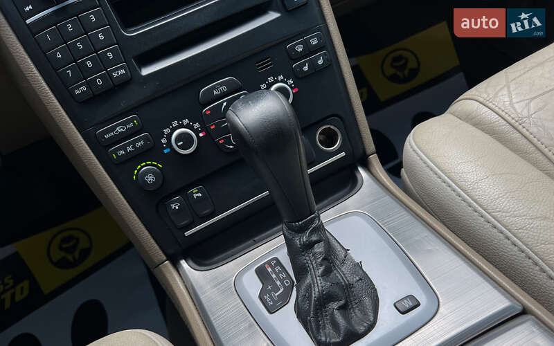 Внедорожник / Кроссовер Volvo XC90 2007 в Львове