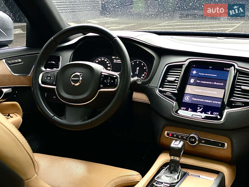 Внедорожник / Кроссовер Volvo XC90 2015 в Киеве