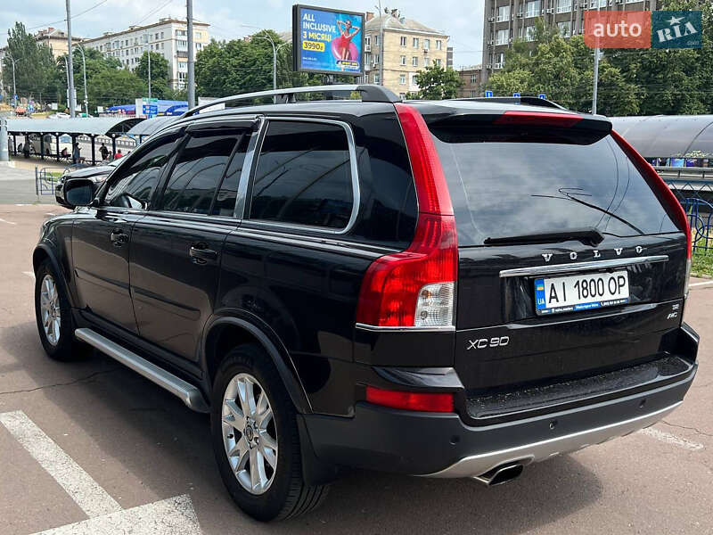 Внедорожник / Кроссовер Volvo XC90 2010 в Киеве