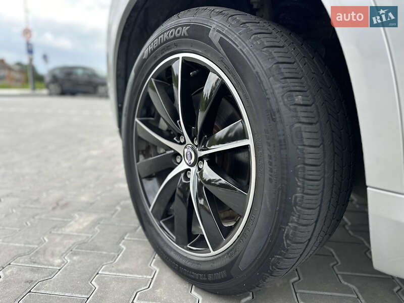 Внедорожник / Кроссовер Volvo XC90 2016 в Владимире