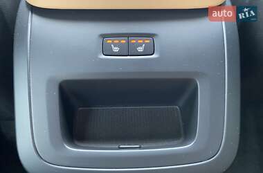 Внедорожник / Кроссовер Volvo XC90 2020 в 