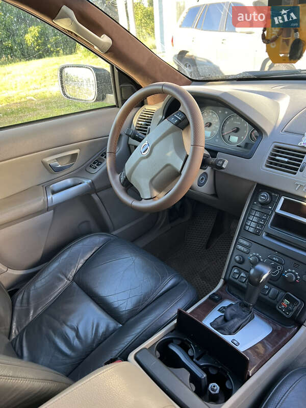 Внедорожник / Кроссовер Volvo XC90 2002 в Львове