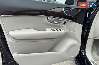 Внедорожник / Кроссовер Volvo XC90 2015 в 