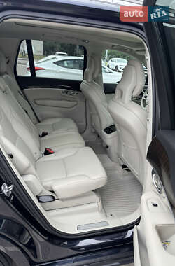 Внедорожник / Кроссовер Volvo XC90 2015 в 