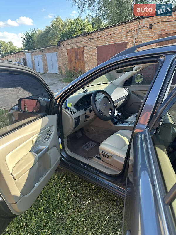 Внедорожник / Кроссовер Volvo XC90 2006 в Миргороде