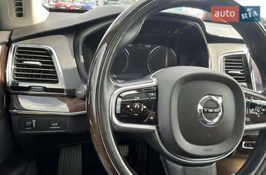 Внедорожник / Кроссовер Volvo XC90 2015 в 