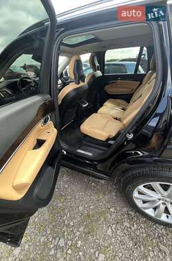 Внедорожник / Кроссовер Volvo XC90 2015 в 