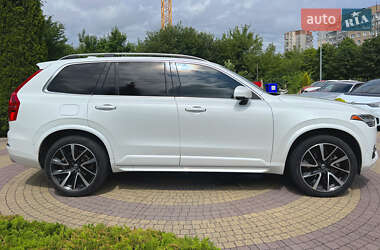 Внедорожник / Кроссовер Volvo XC90 2017 в 