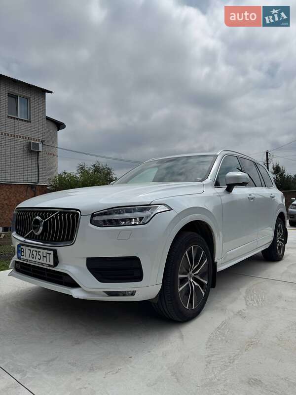 Volvo XC90 2019