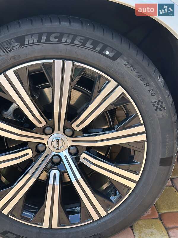 Позашляховик / Кросовер Volvo XC90 2024 в Вінниці